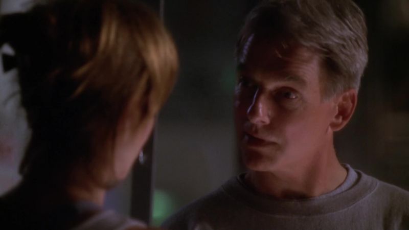 I like that you're tall. - You do?