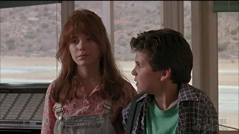 I love the Power Glove It's so bad