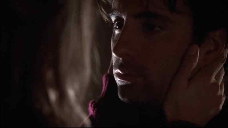 I love you. Are my lips lying to you?