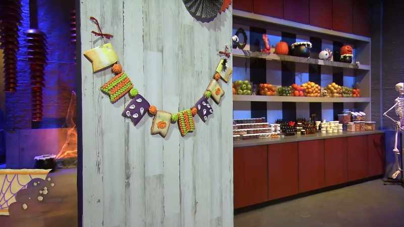 I made a crafty Halloween banner