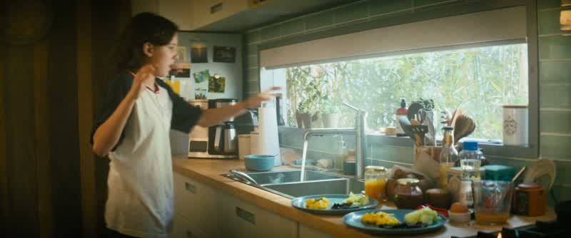 Madison I made us breakfastIt's uh beeping stopsEggs toast and what was once baconAnd which do you recommendchuckling The toast and eggsThank you