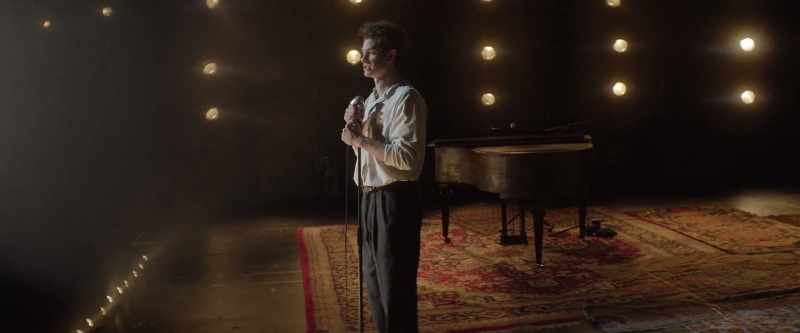 I need to see Freddy. I should call Susan. Why can't I write this song?
