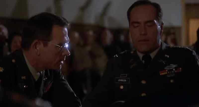 I need to talk to you. - Later, Marshall