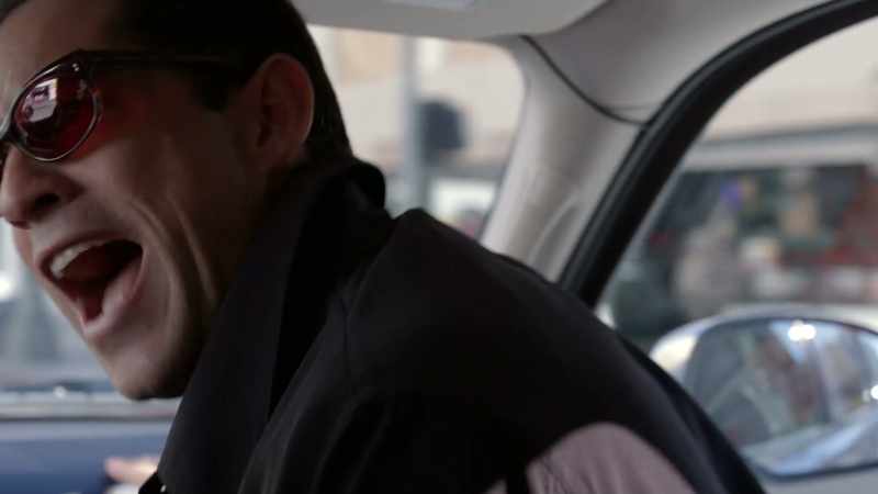 I never tailed anyone. - How are you a detective?
