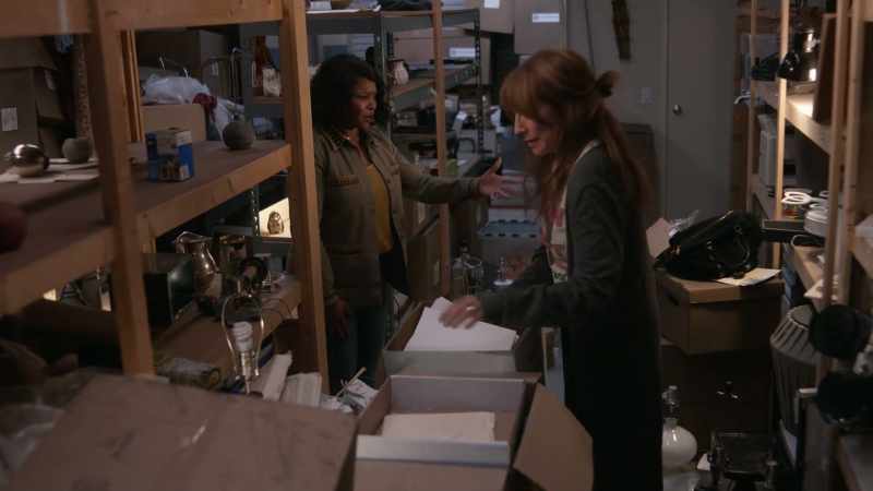 I pictured an empty room with a perfect manilla folder
