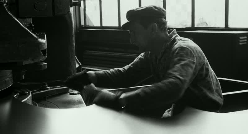 OccupationI'm a writer I play the fluteBut Moses is a skilled metalworkerHe can make tin pots He can make tanksHe can make whatever Mr Schindler asks