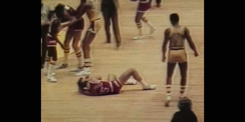 I remember when Kermit Washington hit Rudy Tomjanovich at the Forum