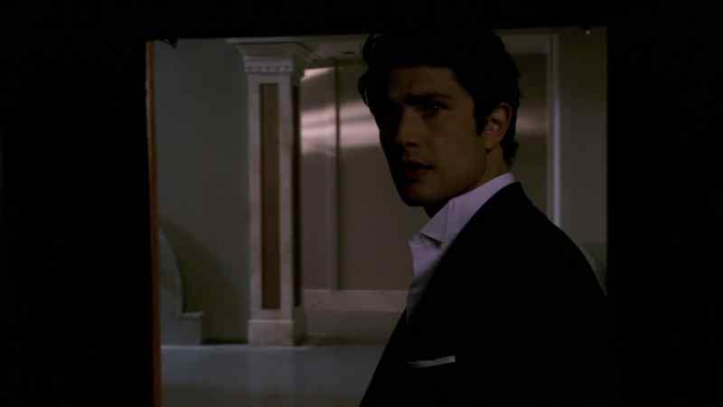 I returned to the building where they had kept me, expecting to find amanda