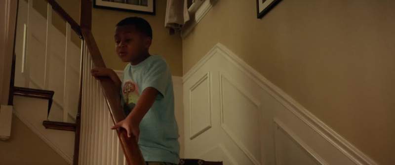 I saw someone in the hallway