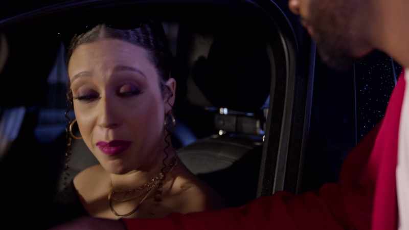 I saw her picture and I thought she was somebody