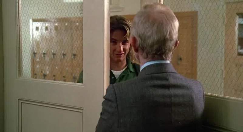 I see the globe right there