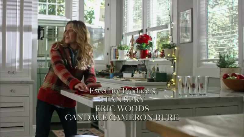�� I simply must go ♪ ♪ Baby it's cold outside ♪
