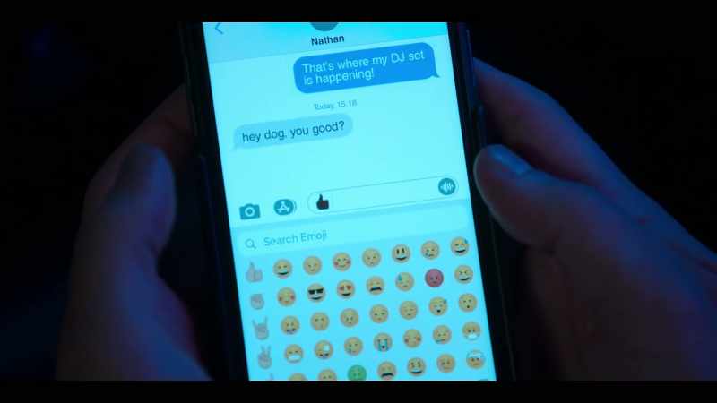 I swapped to only using black emojis for texts