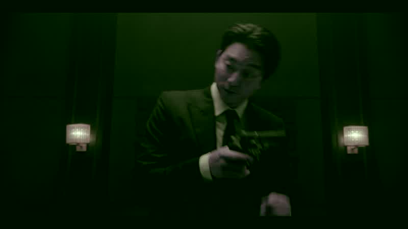 I take a single bullet,load it into this revolver