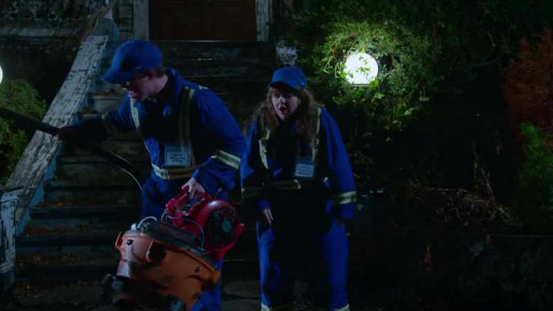 I think we lost it. -Oh man. What was that thing?