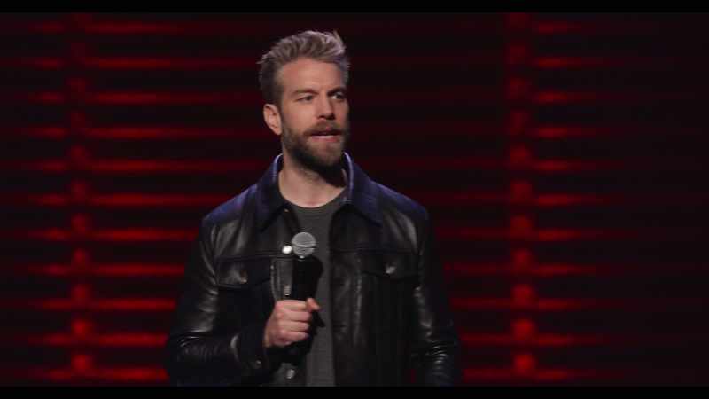 I think that stand-up comedy doesn't always have to be funny