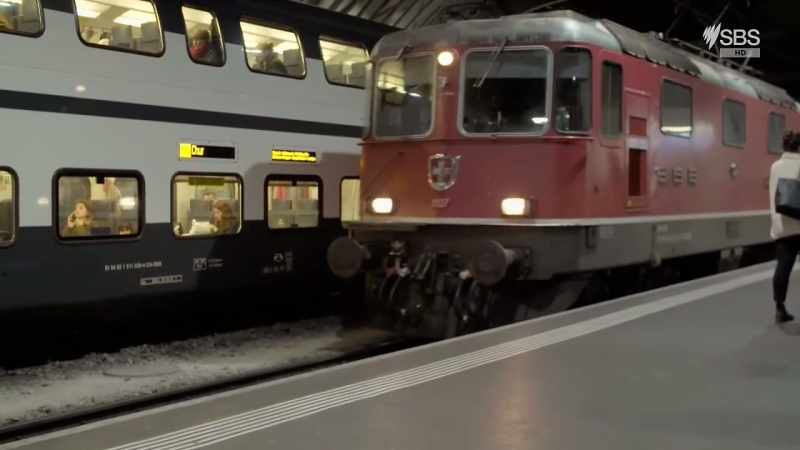I think the substitute train is from the '60s