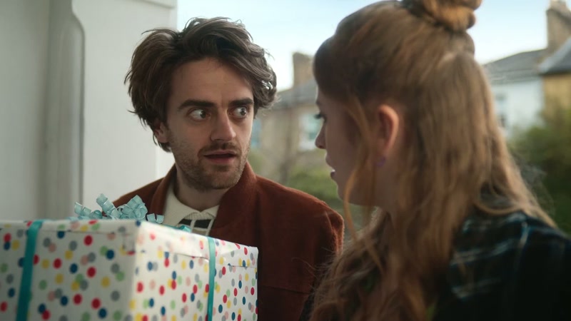 I thought that was a gift. - Exactly. No one will suspect a thing