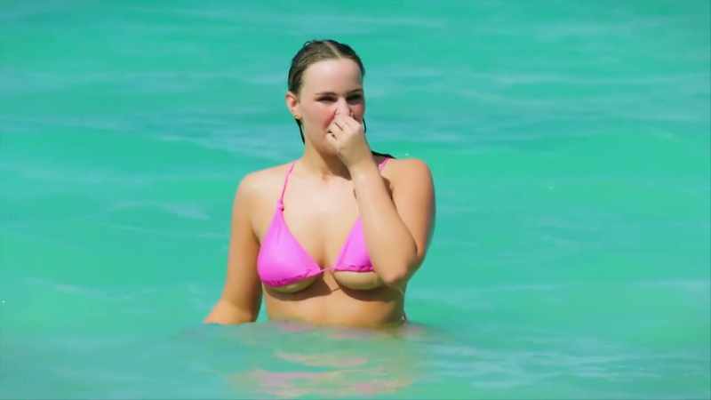 I thought there was a sea cucumber in there. (CHUCKLES)