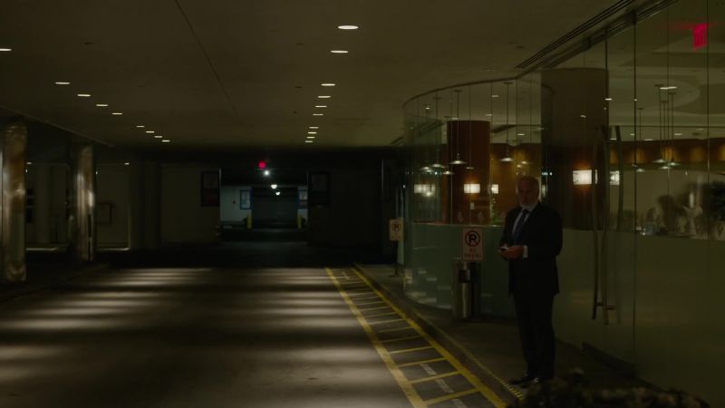 I want an office on the 20th floor