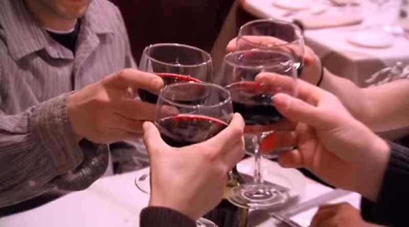 I want to drink wine, then wine, then