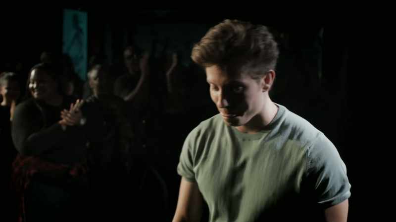 I want you to rage into the night.♪♪