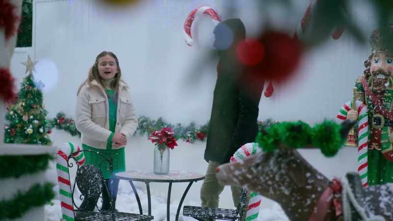 I wanted to give you a great big Christmas Fair