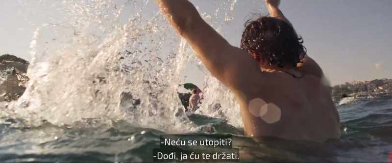 I won't drown, right? -Come here, I'll hold you