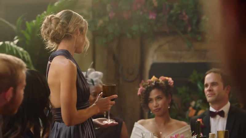 I would like to propose a toast to the bride and groom