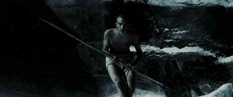 {\i1}The wolf begins to circle the boy.{\i0}