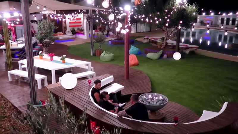 IAIN: It's evening in the Villa