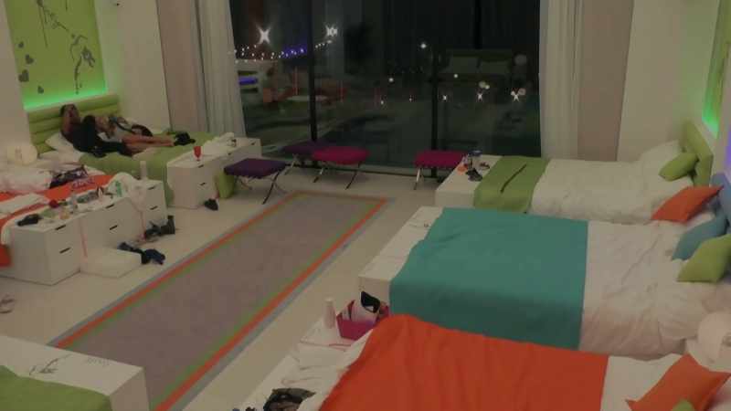 IAIN: Upstairs with Rachel