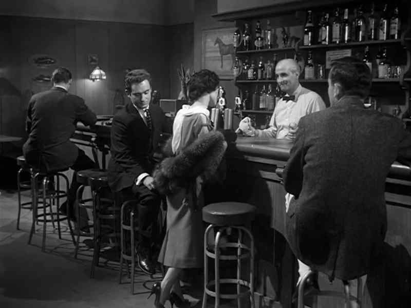 I'd like a bourbon and water, please