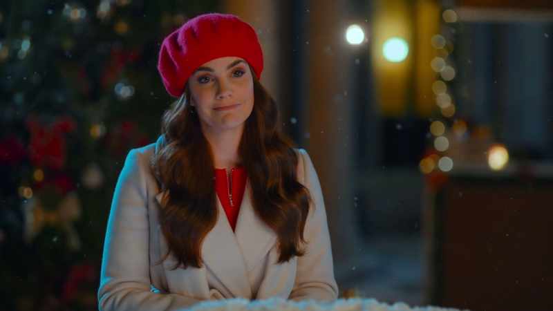 I'd like to dedicate this year's annual Christmas tree lighting