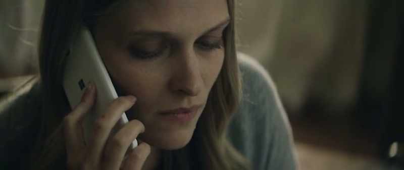If she comes back, don't try to engage. - [knocking]