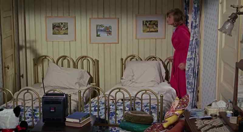 If the wheels on these beds ever jam