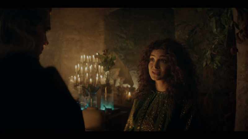 If she were, that would make her child the sole heir to the throne