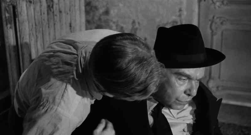 I'll get you a doctor! - No time