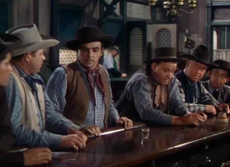 I'll go to the post office. - You haven't finished your drink
