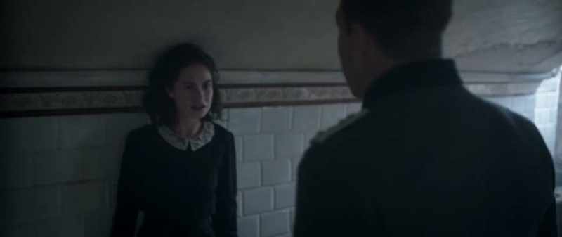 I'll scream the house down! - Oh, you will when Dietrich starts