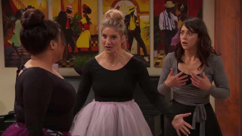 I'm a bad dancer! [crying]