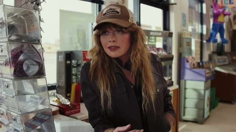 I'm a very deep, deep undercover cop