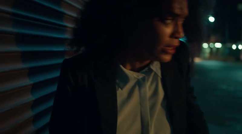 �� I'm burning down your money To light a cigarette ♪