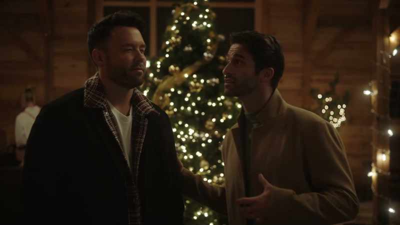 �� I'm counting all the mistletoe ♪