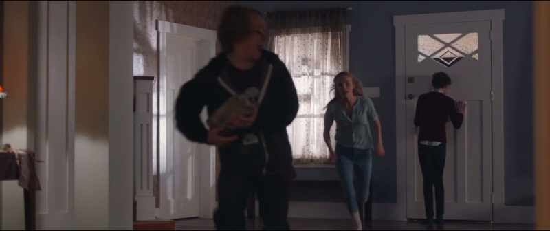 I'm getting out of here. - Garrett, come back! Garrett!