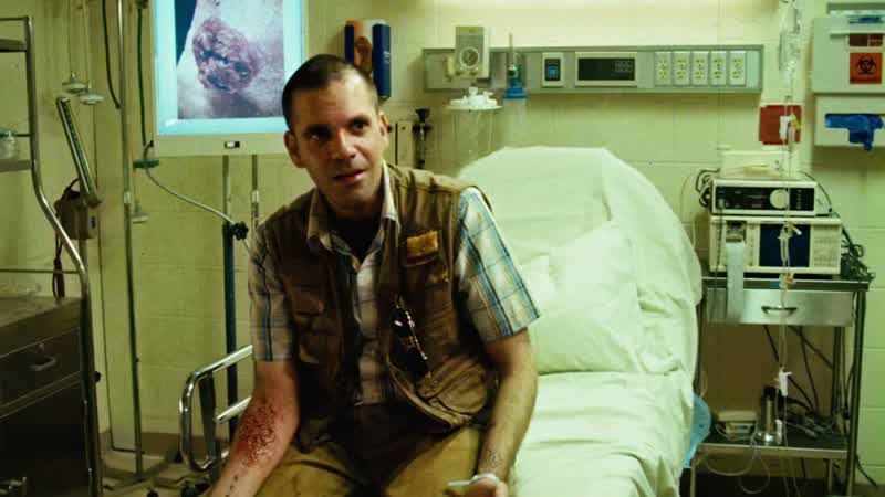 Hi JoeI'm going to give you a very strong anestheticso you won't feel anything during the procedureTheseare my friendsMy yellow friendis just to take the sting off AahMy blue friendyou'll barely