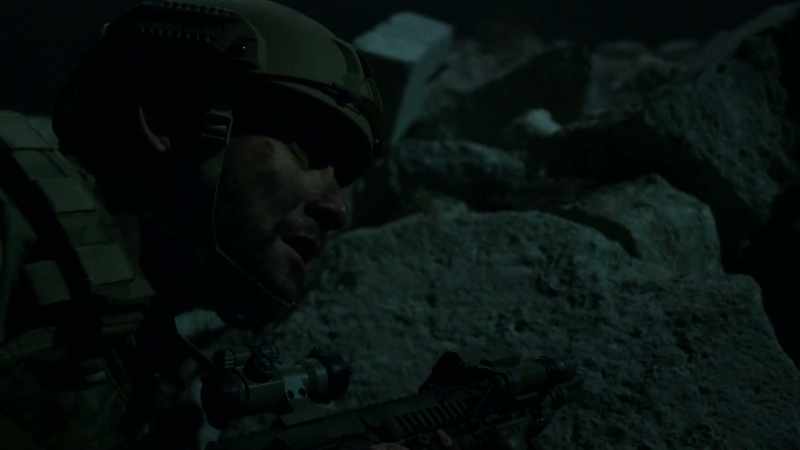 I'm going through that building. Clear a path for an evac