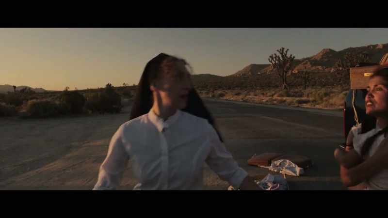 I'm gonna be back. I'll be just a second. - [mother speaks Spanish]