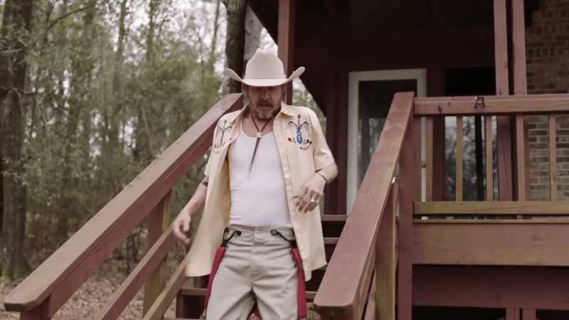 I'm gonna go to the lodge for some whiskey