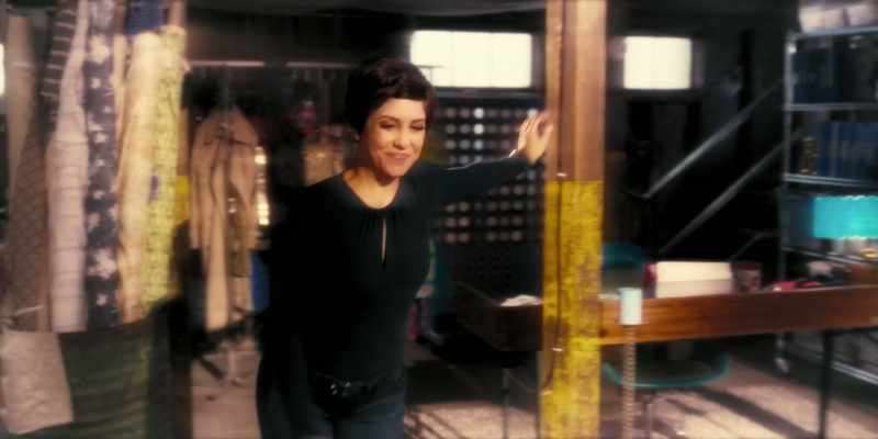 �� I'm gonna take it easy ♪ -Right here, Sophia
